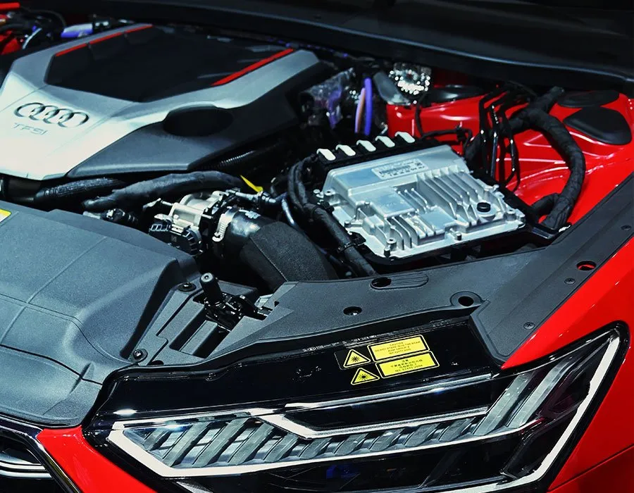 engine-detailing-2880w